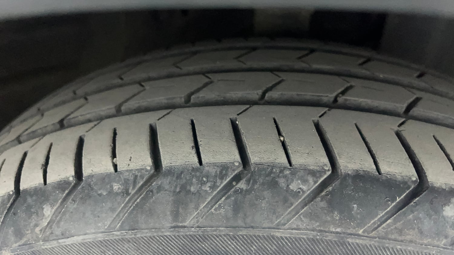 Used 2024 Maruti Suzuki Celerio ZXi Plus AMT Petrol Automatic tyres RIGHT FRONT TYRE TREAD VIEW