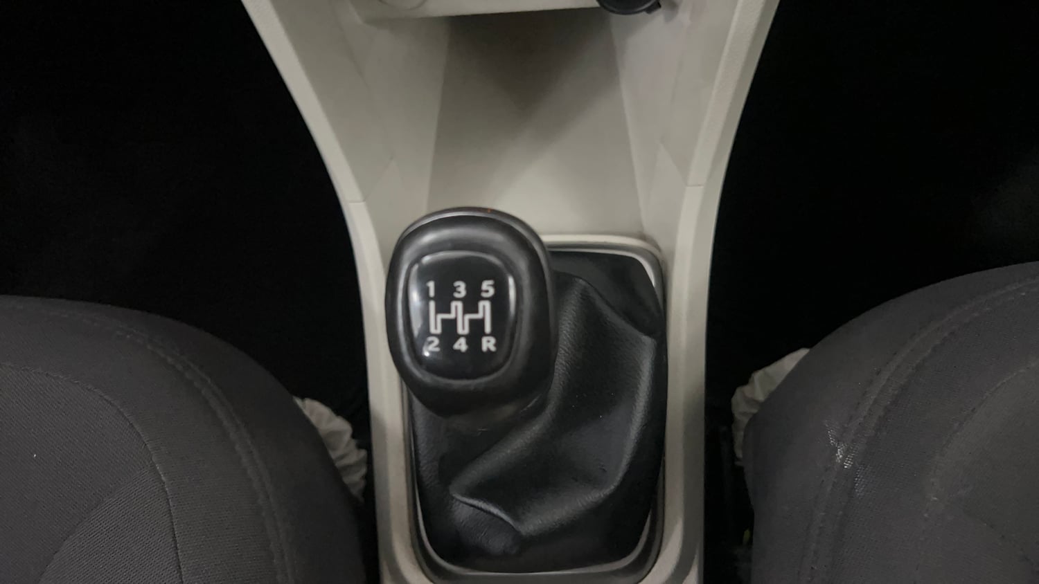 Used 2023 Tata Tigor XZ Plus CNG Cng Manual interior GEAR  KNOB VIEW