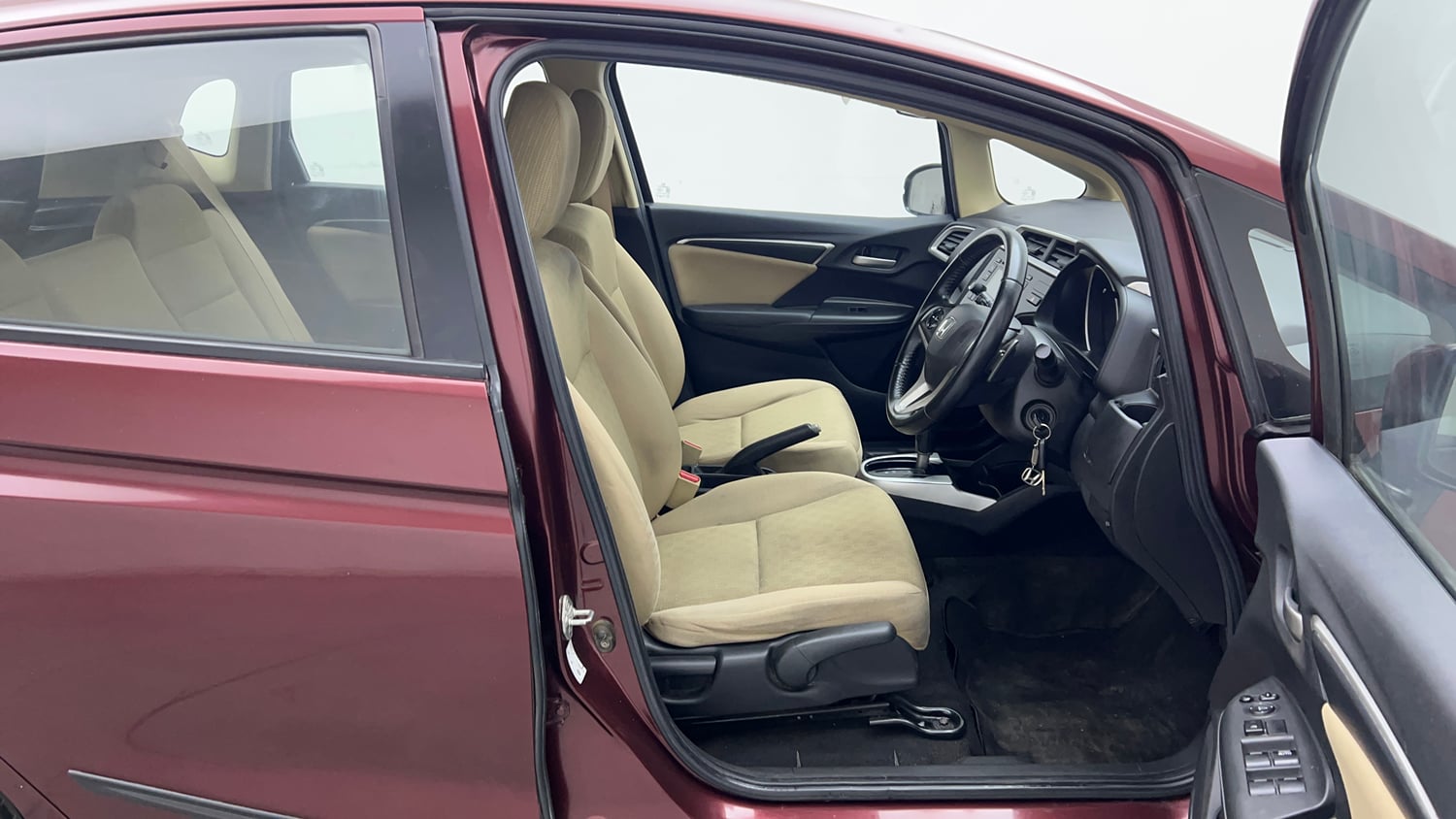Used 2017 Honda Jazz V AT Petrol Petrol Automatic interior RIGHT SIDE FRONT DOOR CABIN VIEW