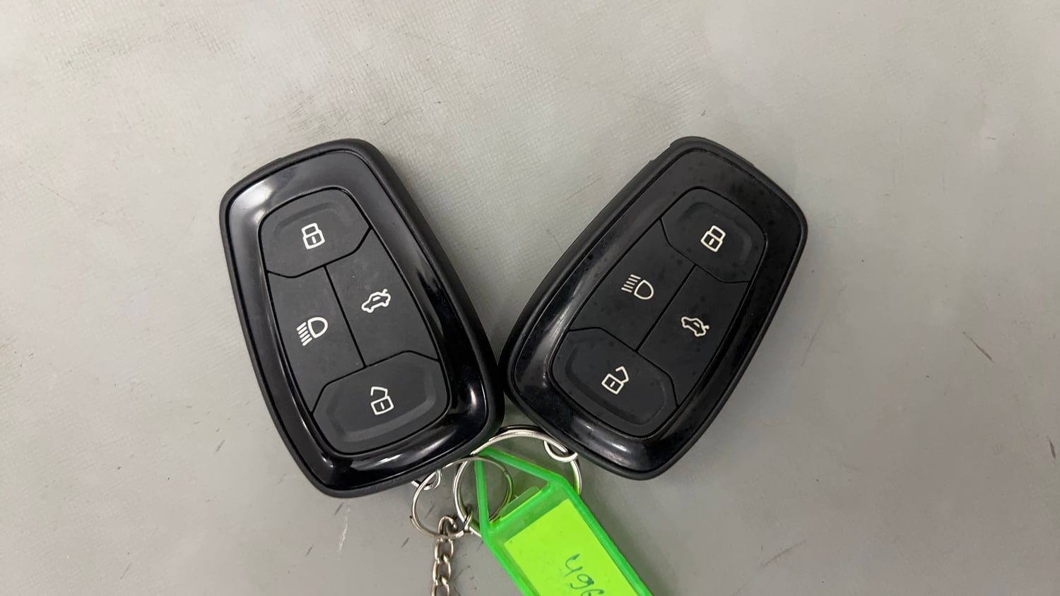 Used 2022 Tata Altroz XZA Petrol Petrol Automatic extra CAR KEY VIEW