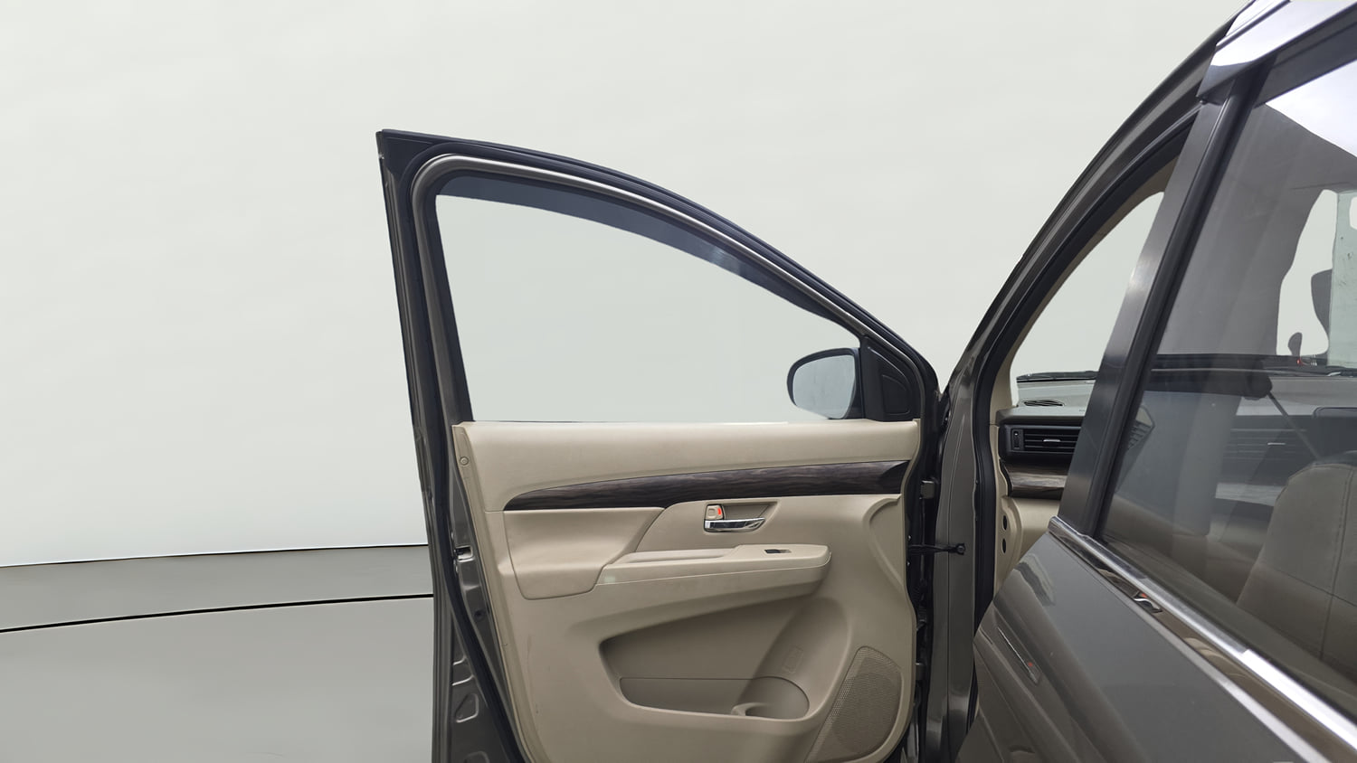 Used 2020 Maruti Suzuki New Ertiga ZXi Petrol Manual interior LEFT FRONT DOOR OPEN VIEW