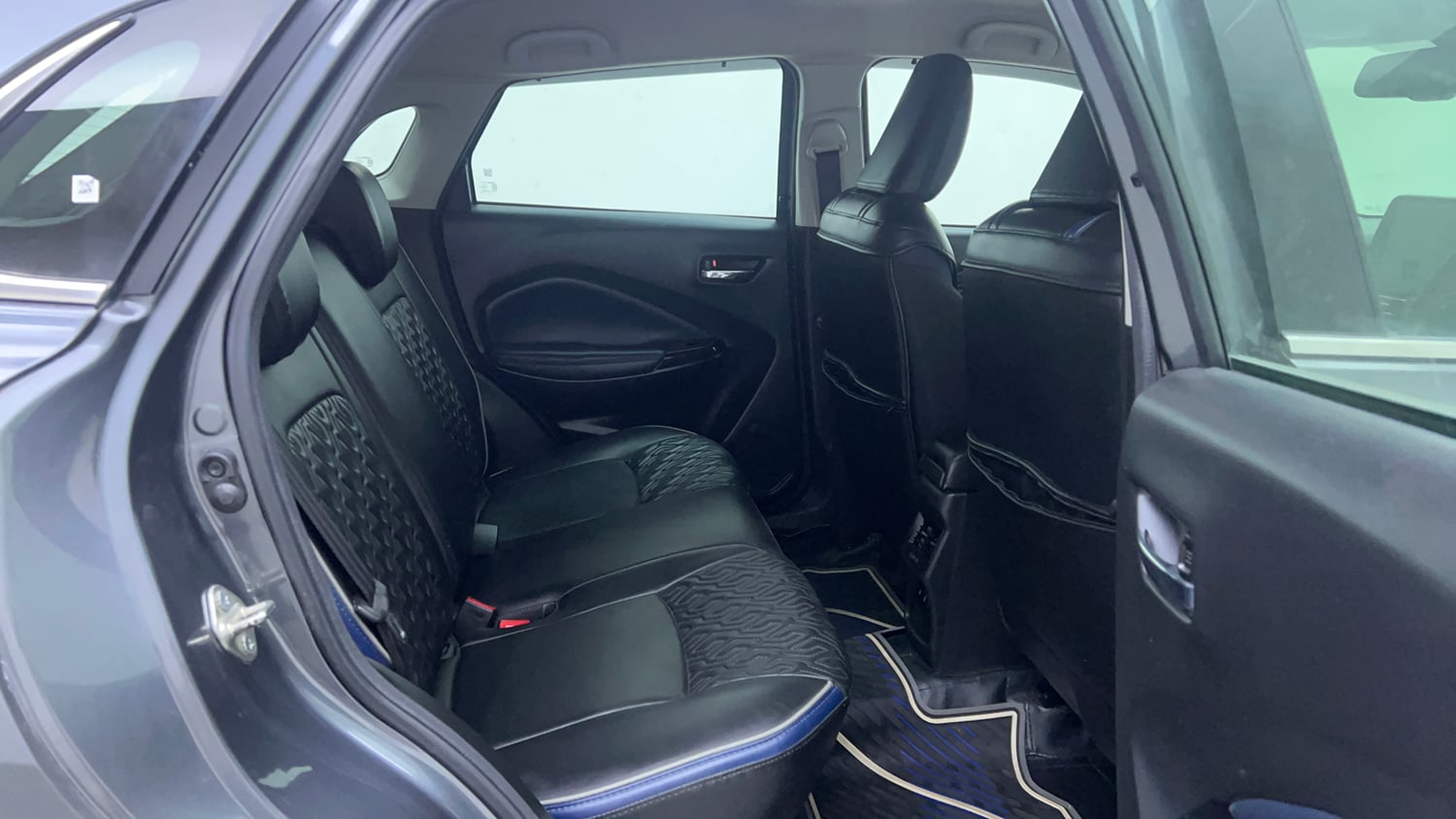 Used 2022 Maruti Suzuki Baleno Alpha MT Petrol Manual interior RIGHT SIDE REAR DOOR CABIN VIEW