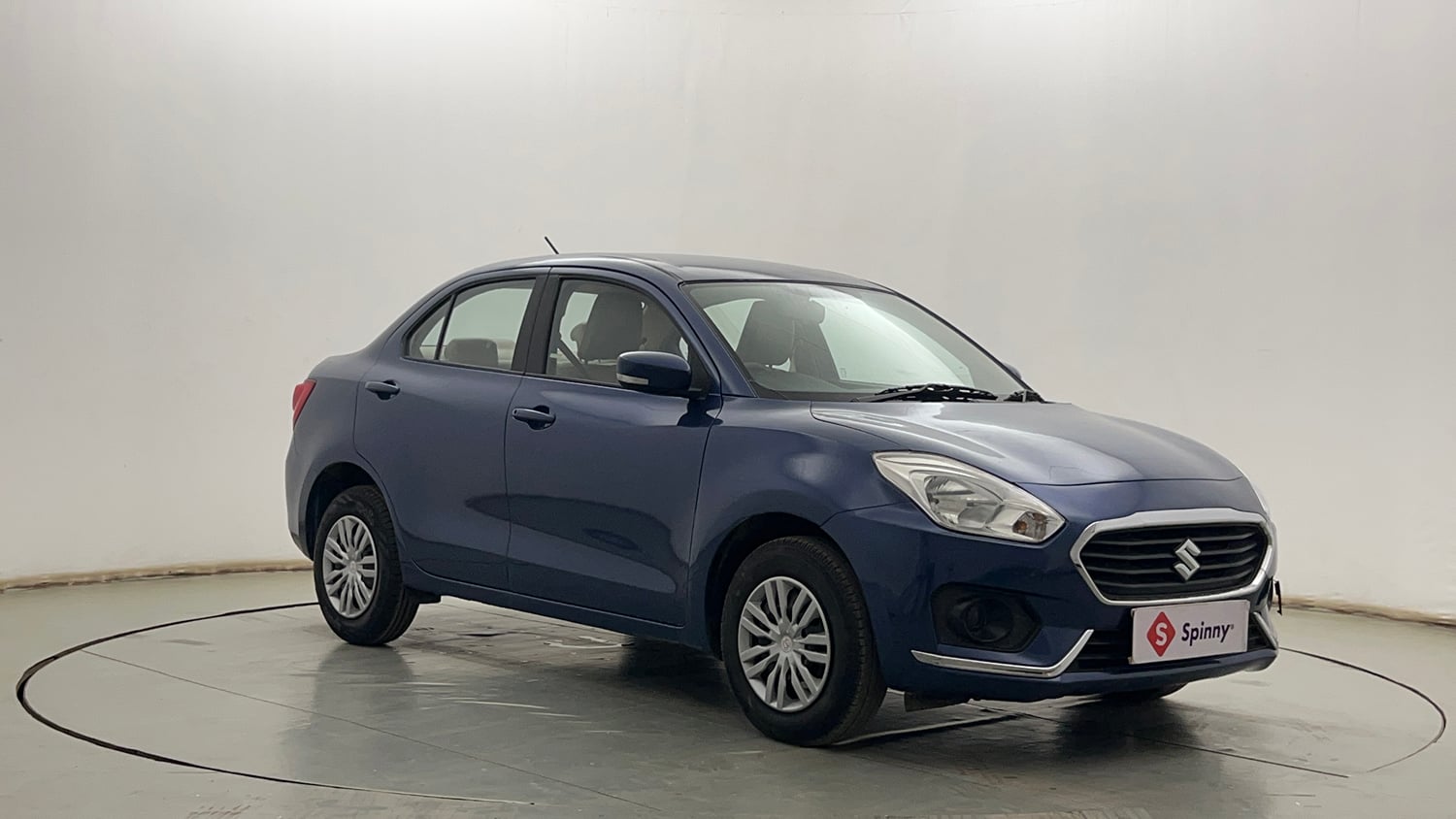 Used 2018 Maruti Suzuki Dzire VXi Petrol Manual exterior RIGHT FRONT CORNER VIEW