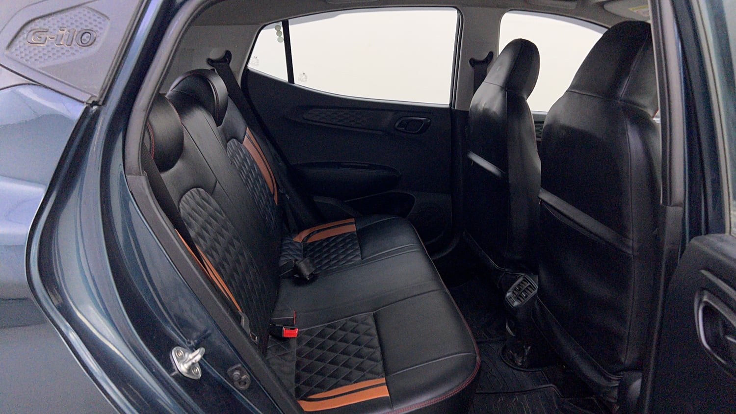 Used 2021 Hyundai Grand i10 Nios Sportz 1.2 Kappa VTVT Dual Tone Petrol Manual interior RIGHT SIDE REAR DOOR CABIN VIEW