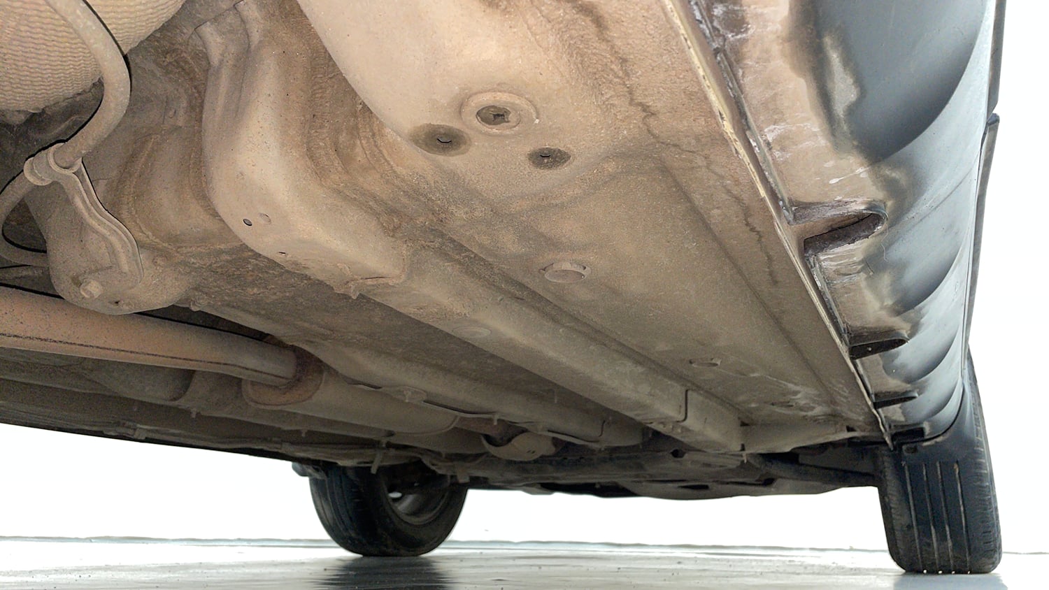 Used 2021 Hyundai Venue SX Plus 1.0 Turbo DCT Petrol Automatic extra REAR RIGHT UNDERBODY VIEW