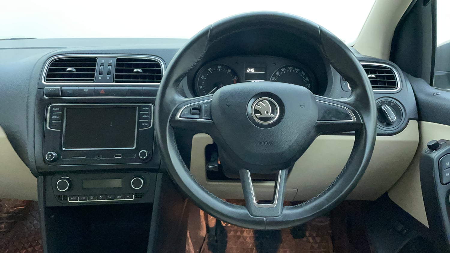 Used 2018 Skoda Rapid Style 1.6 MPI Petrol Manual interior STEERING VIEW