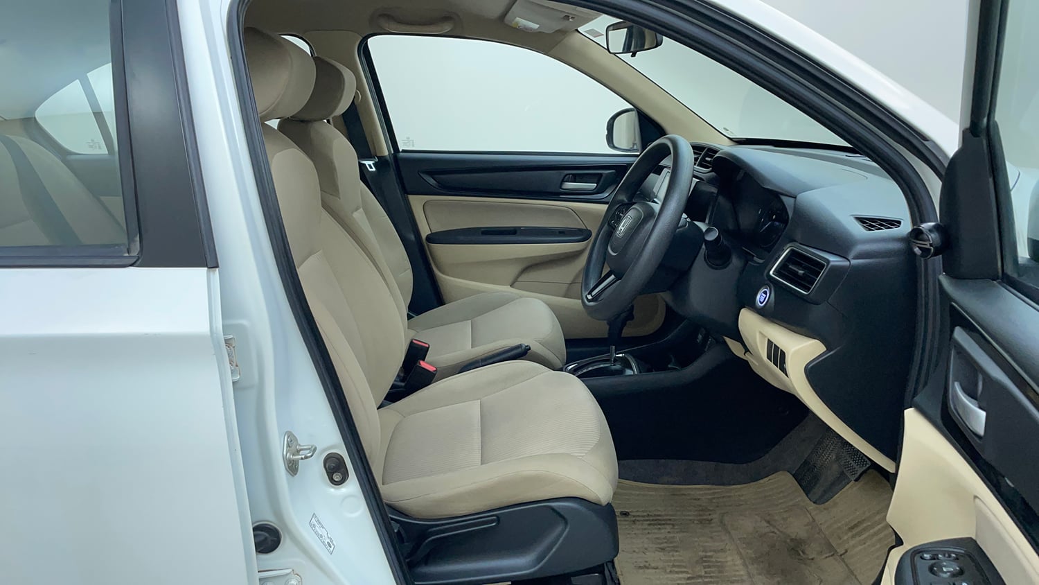 Used 2019 Honda Amaze 1.5 VX CVT Diesel Diesel Automatic interior RIGHT SIDE FRONT DOOR CABIN VIEW
