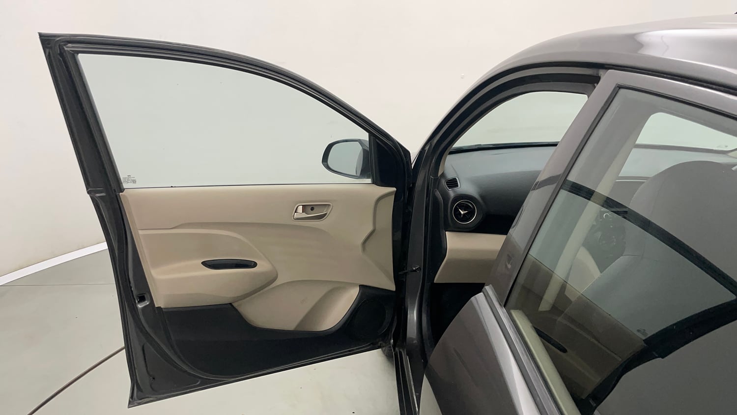 Used 2019 Hyundai Santro Sportz Petrol+CNG (Outside Fitted) Cng Manual interior LEFT FRONT DOOR OPEN VIEW