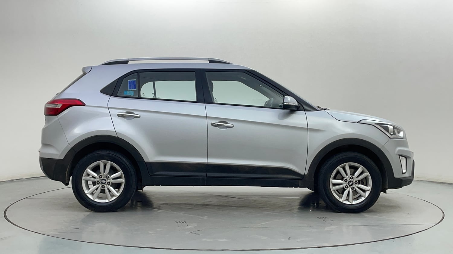 Used 2016 Hyundai Creta 1.6 SX Plus Petrol Petrol Manual exterior RIGHT SIDE VIEW