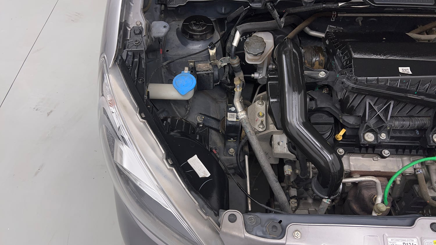 Used 2022 Maruti Suzuki Celerio ZXi Petrol Manual engine ENGINE RIGHT SIDE VIEW