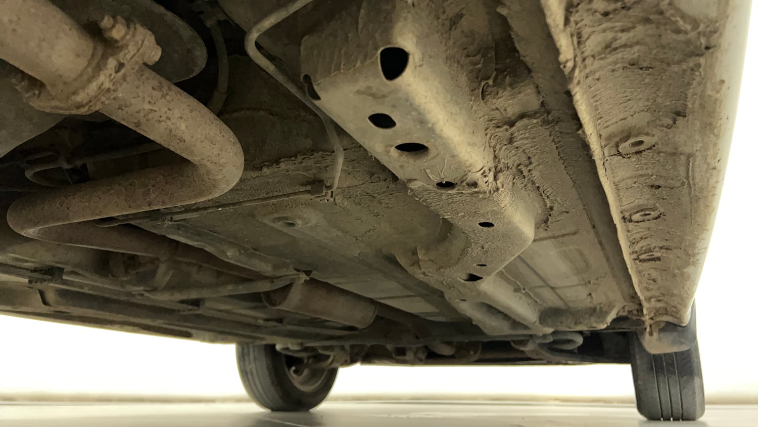 Used 2020 Tata Tiago XZ Plus Petrol Manual extra REAR RIGHT UNDERBODY VIEW