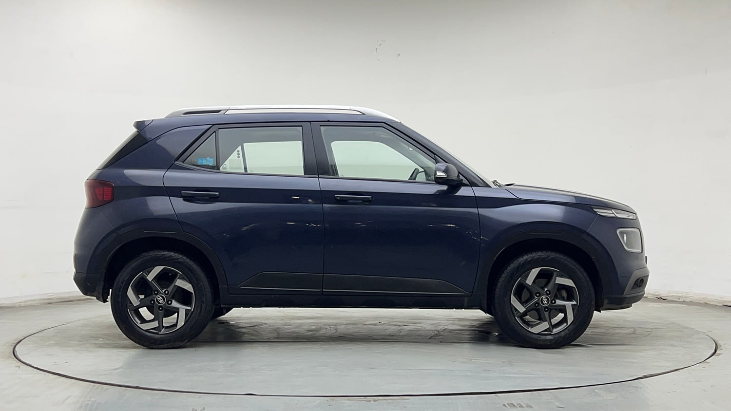 Used 2019 hyundai Venue SX 1.0 Turbo Petrol Petrol Manual exterior RIGHT SIDE VIEW