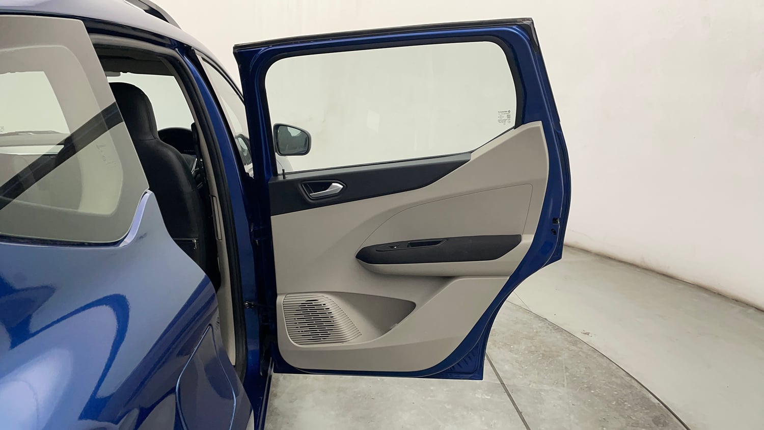 Used 2021 Renault Triber RXZ Petrol Manual interior RIGHT REAR DOOR OPEN VIEW