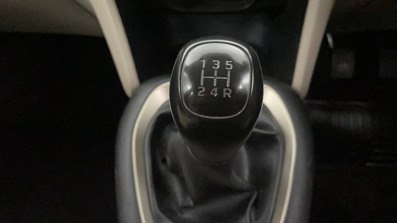 Used 2019 Hyundai Santro Sportz Petrol+CNG (Outside Fitted) Cng Manual interior GEAR  KNOB VIEW