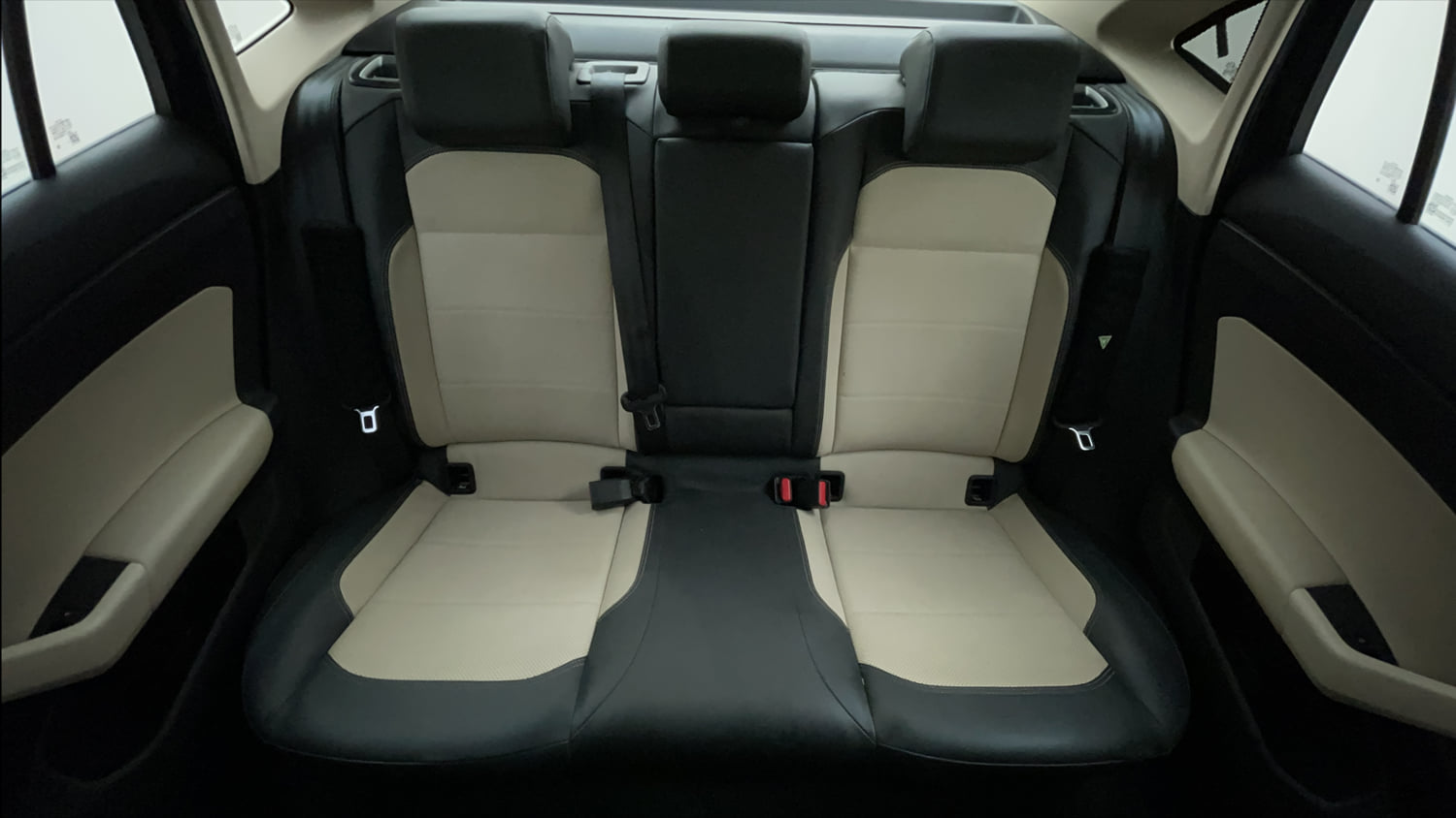Used 2022 Volkswagen Virtus Topline 1.0 TSI AT Petrol Automatic interior REAR SEAT CONDITION VIEW