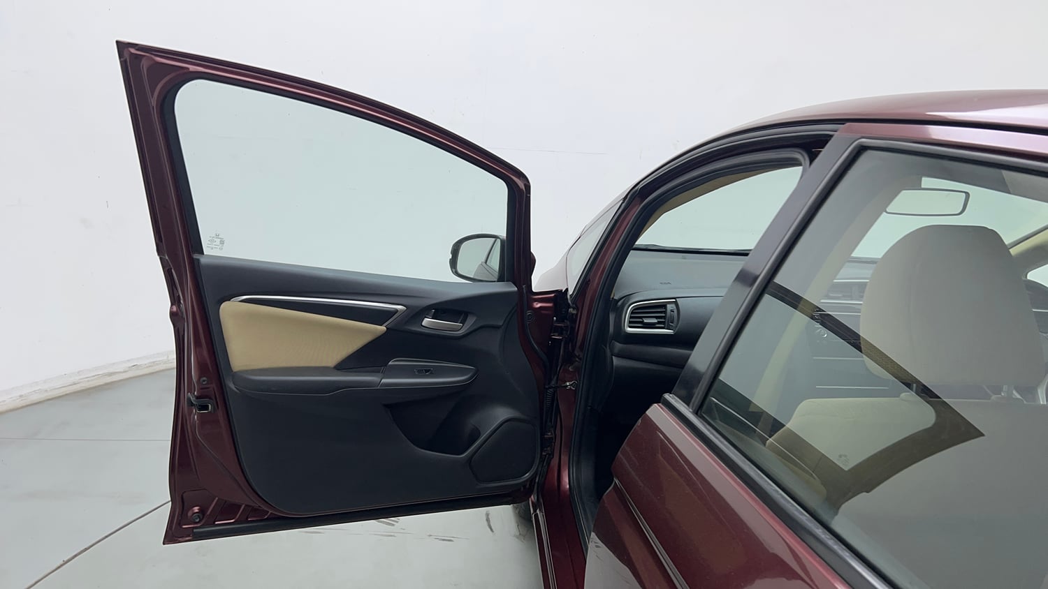Used 2017 Honda Jazz V AT Petrol Petrol Automatic interior LEFT FRONT DOOR OPEN VIEW