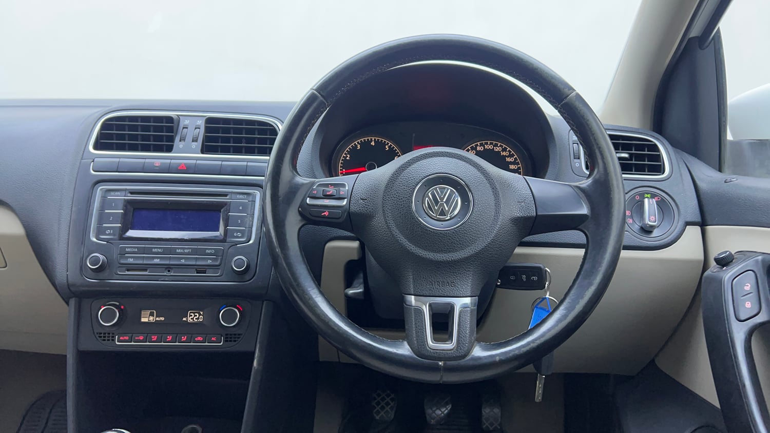 Used 2013 Volkswagen Polo Highline1.2L (P) Petrol Manual interior STEERING VIEW