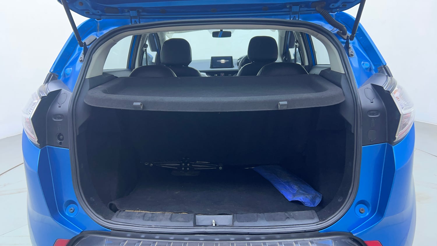 Used 2019 Tata Nexon XMA Petrol Petrol Automatic interior DICKY INSIDE VIEW