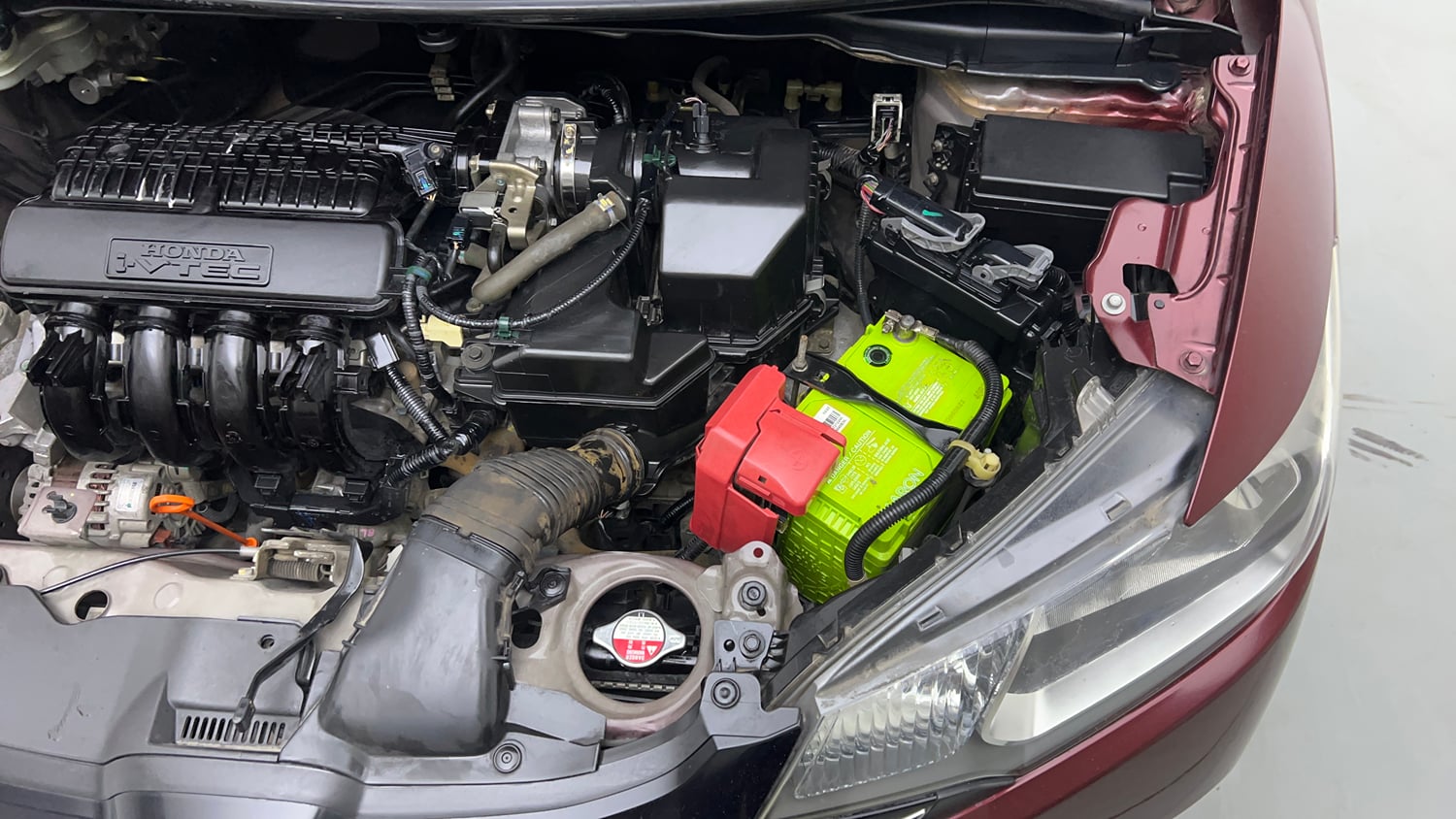 Used 2017 Honda Jazz V AT Petrol Petrol Automatic engine ENGINE LEFT SIDE VIEW