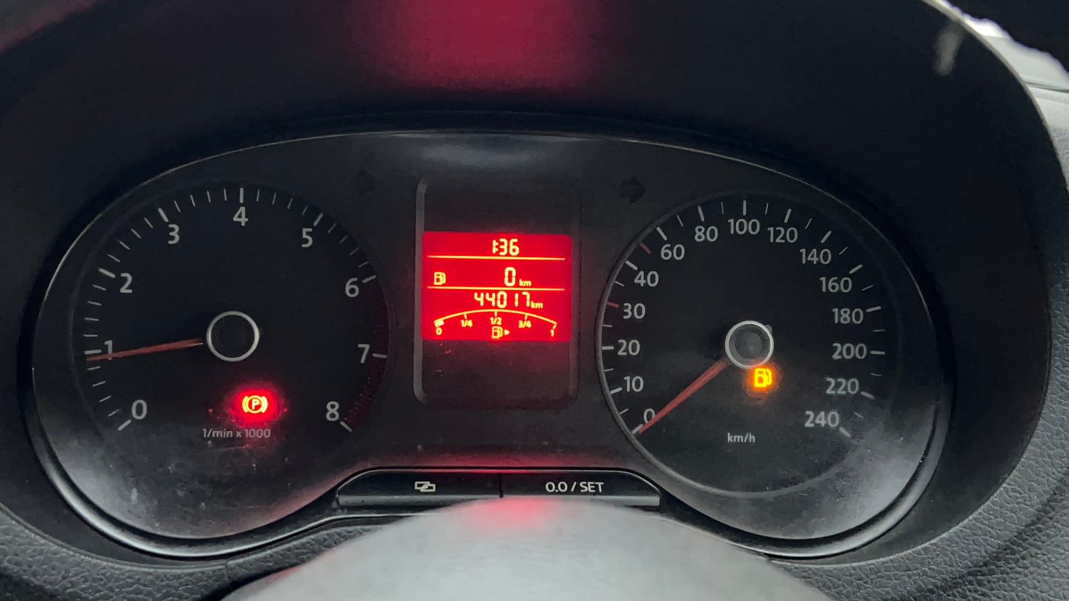 Used 2014 Volkswagen Polo Comfortline 1.2L (P) Petrol Manual interior CLUSTERMETER VIEW