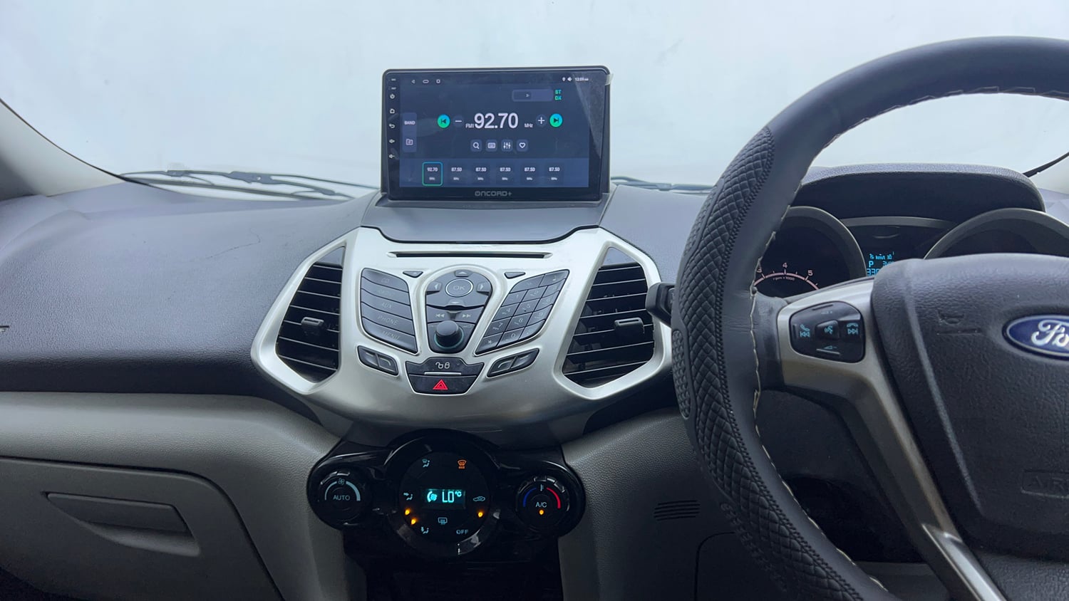 Used 2015 Ford EcoSport Titanium 1.5L Ti-VCT AT Petrol Automatic interior MUSIC SYSTEM & AC CONTROL VIEW