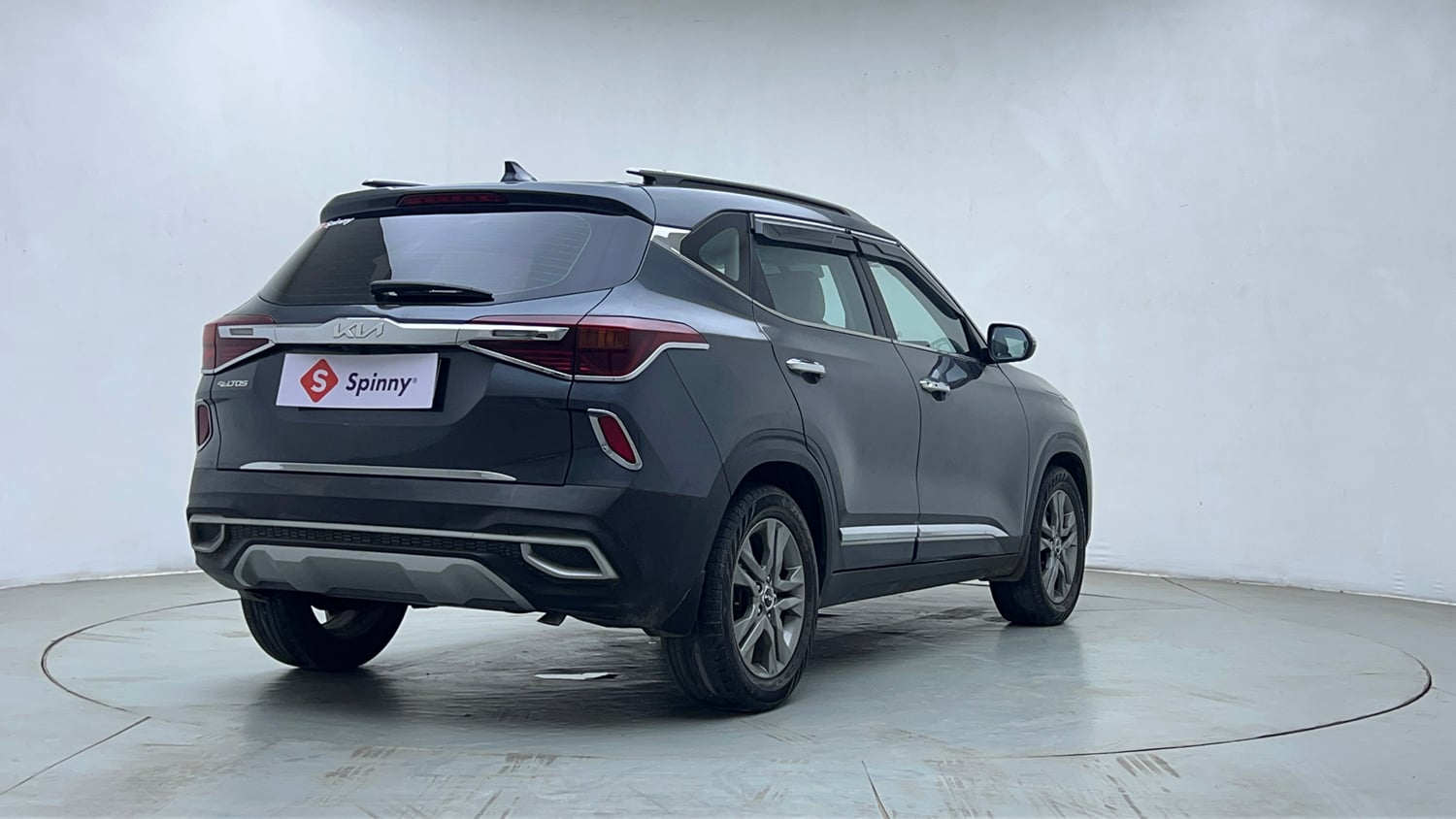 Used 2022 Kia Seltos HTX 1.5 Petrol Manual exterior RIGHT REAR CORNER VIEW