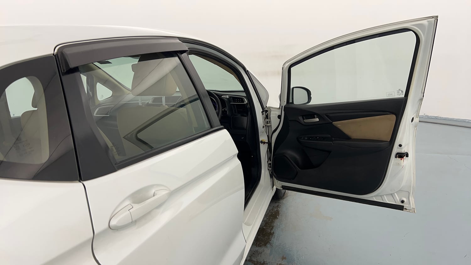 Used 2016 Honda Jazz SV Petrol Petrol Manual interior RIGHT FRONT DOOR OPEN VIEW