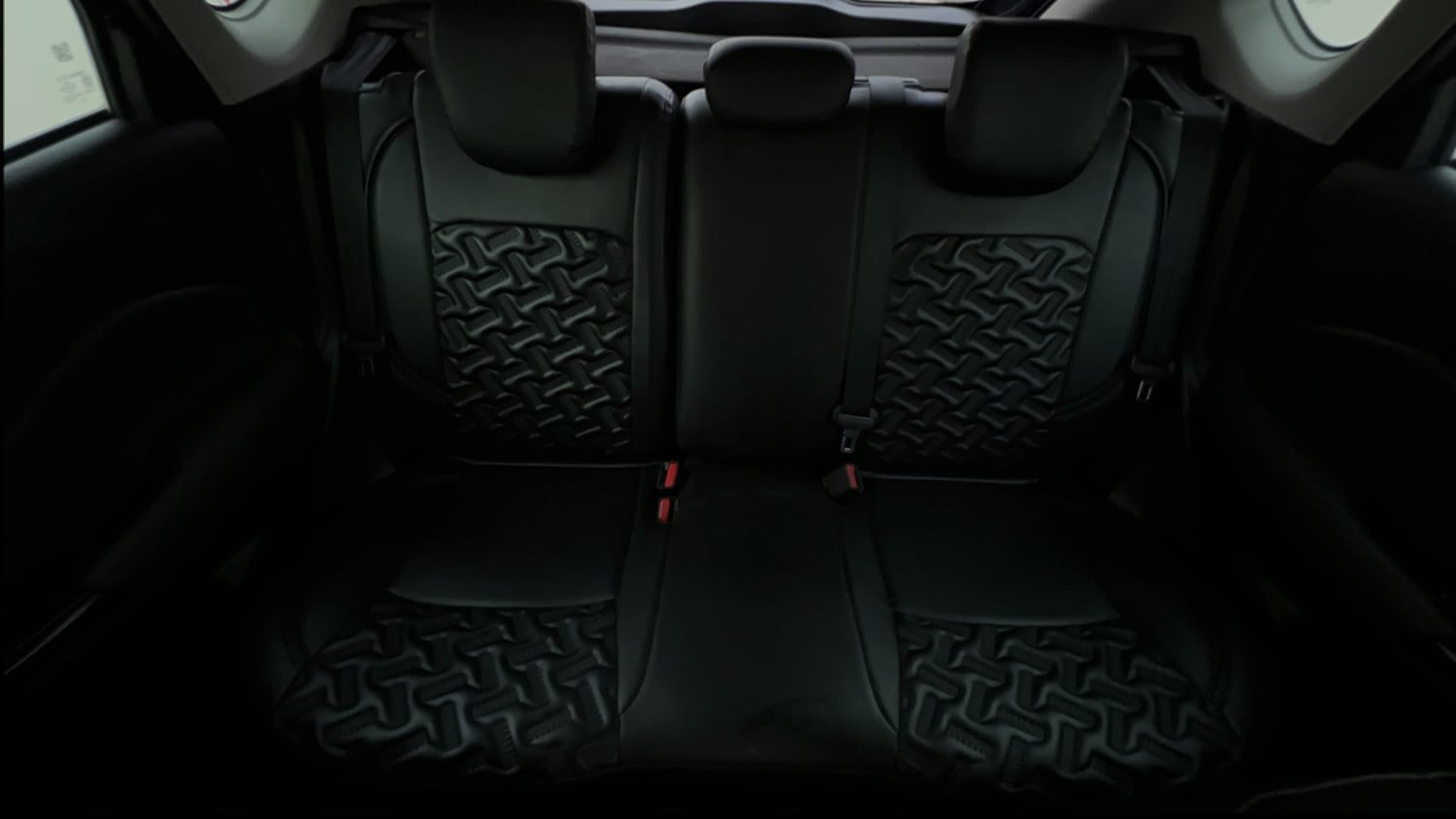 Used 2024 Maruti Suzuki Fronx Alpha 1.0L Turbo 6 AT Petrol Automatic interior REAR SEAT CONDITION VIEW