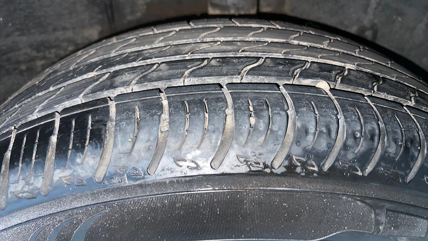 Used 2020 Tata Altroz XZ Petrol Petrol Manual tyres LEFT REAR TYRE TREAD VIEW