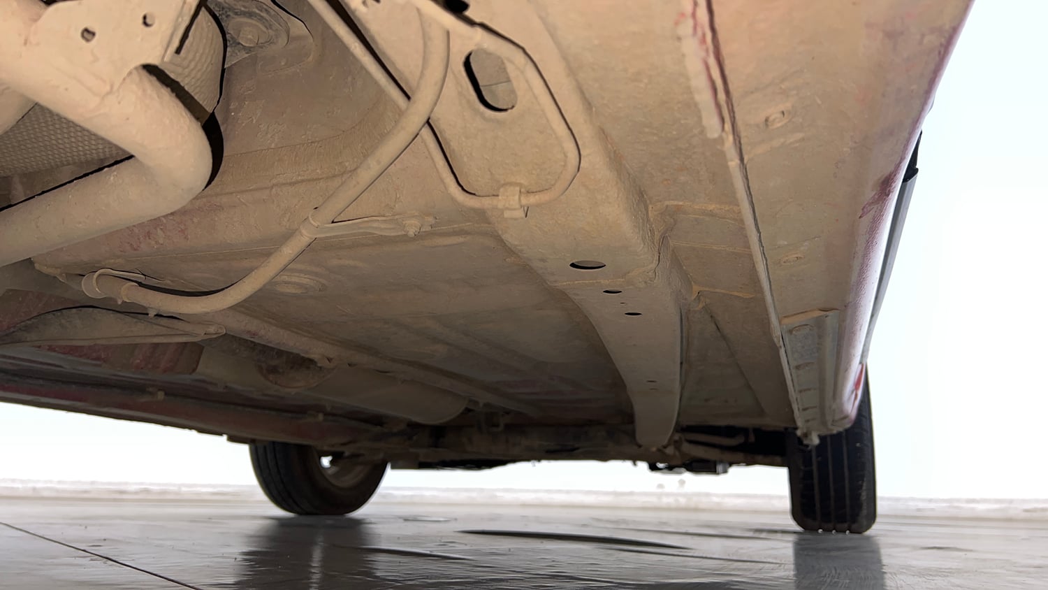 Used 2019 Maruti Suzuki Swift ZXi Petrol Manual extra REAR RIGHT UNDERBODY VIEW