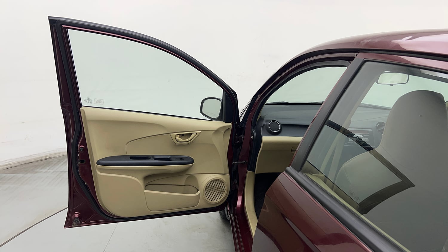 Used 2014 Honda Amaze 1.2 S i-VTEC Petrol Manual interior LEFT FRONT DOOR OPEN VIEW