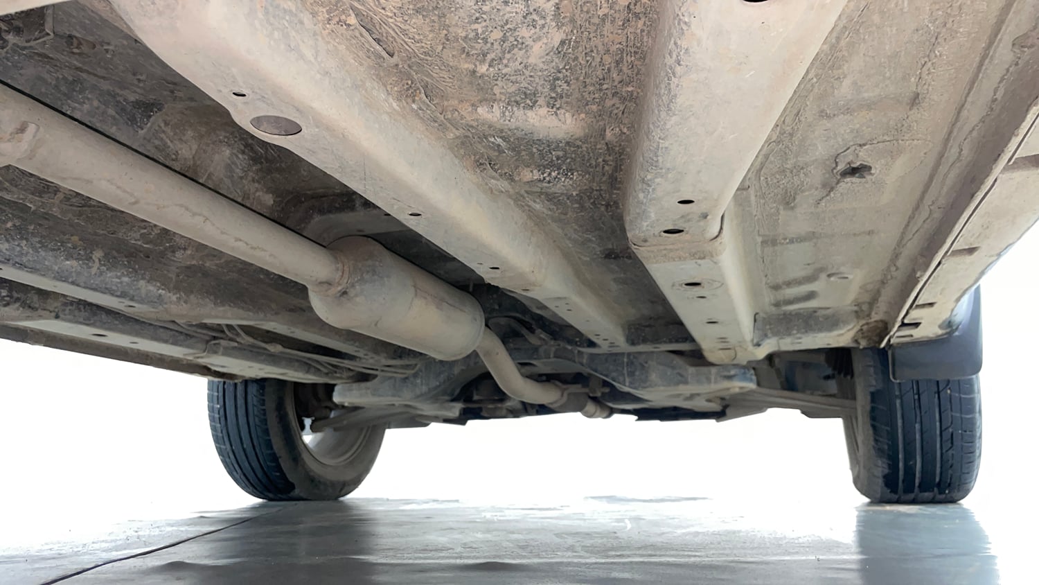 Used 2023 Tata Nexon XZ Plus Petrol Manual extra REAR RIGHT UNDERBODY VIEW