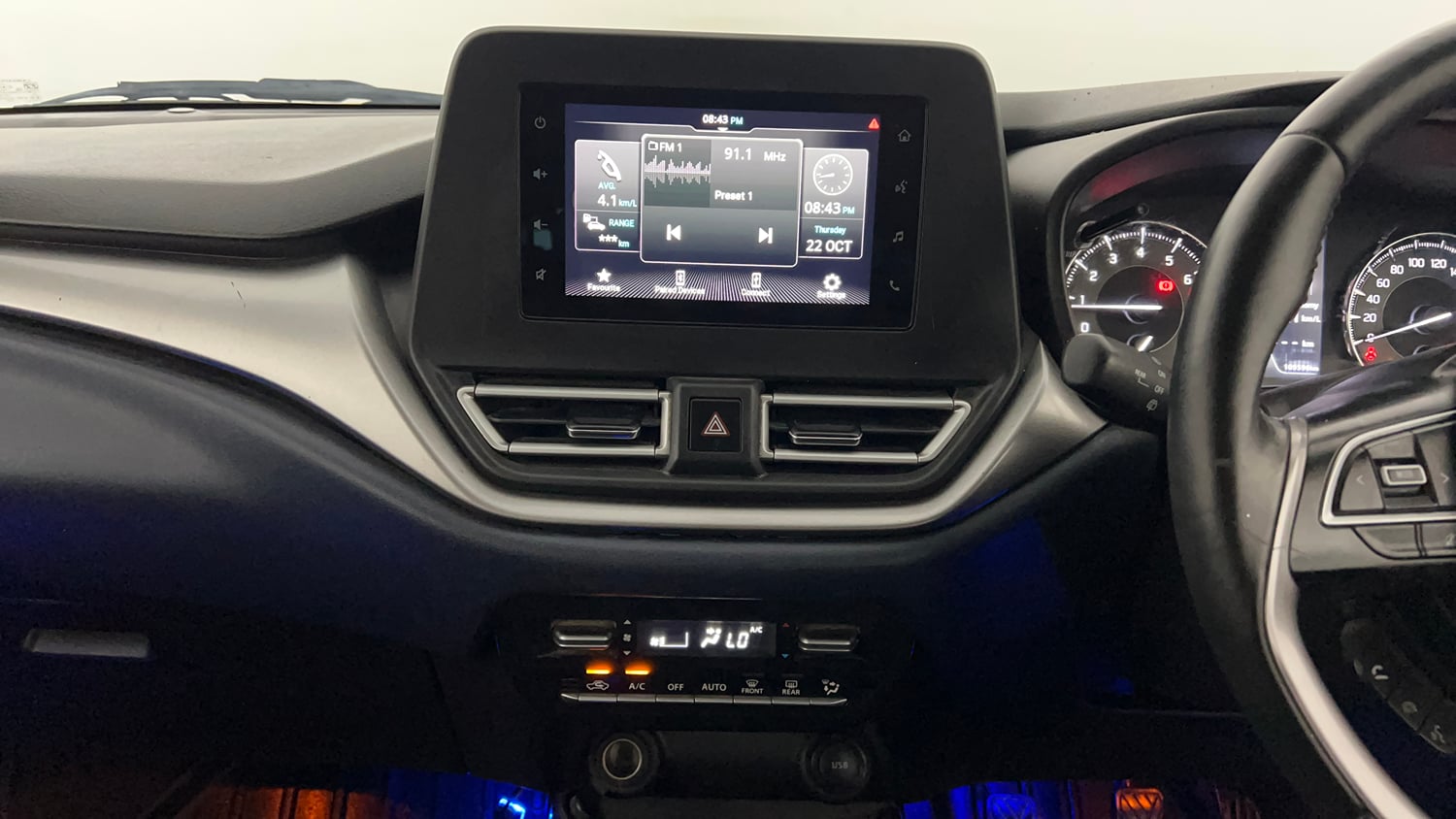 Used 2022 Maruti Suzuki Baleno Zeta MT Petrol Manual interior MUSIC SYSTEM & AC CONTROL VIEW