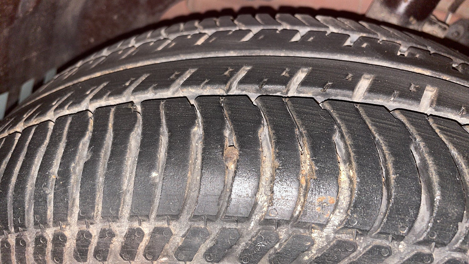 Used 2015 Ford EcoSport Titanium 1.5 Ti-VCT Petrol Manual tyres LEFT FRONT TYRE TREAD VIEW