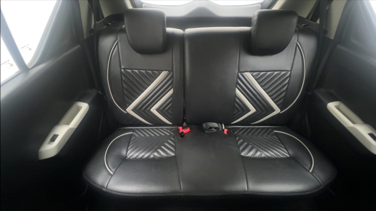 Used 2018 Maruti Suzuki Ignis Delta 1.2 AMT Petrol Automatic interior REAR SEAT CONDITION VIEW