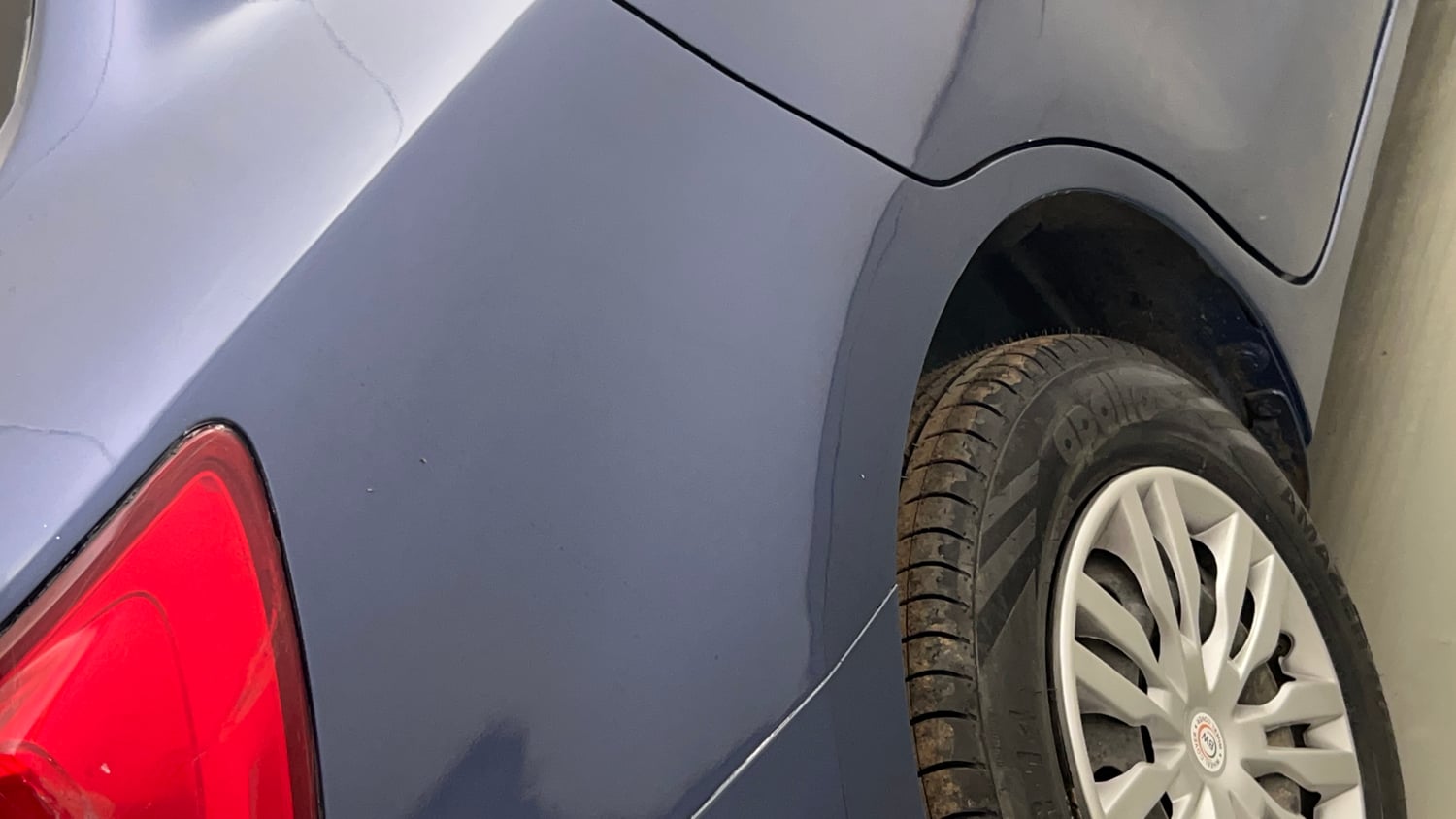 Used 2018 Maruti Suzuki Dzire VXi Petrol Manual dents MINOR SCRATCH