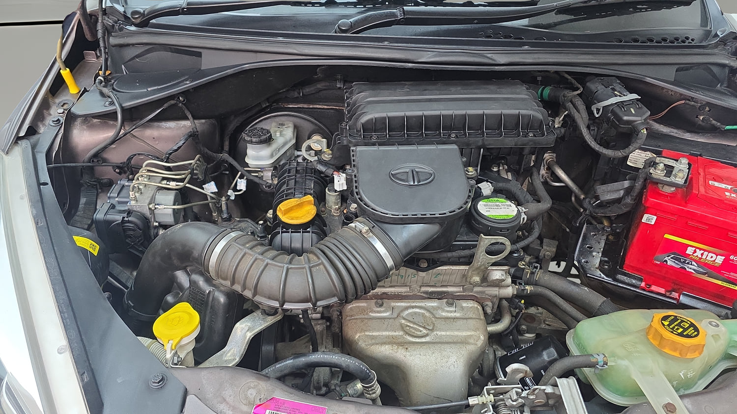 Used 2019 Tata Tiago Revotron XT Petrol Manual engine ENGINE RIGHT SIDE VIEW