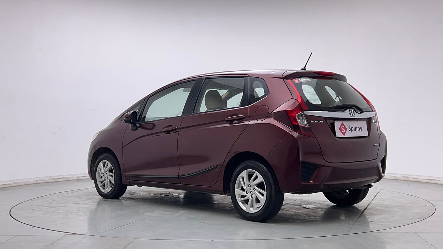 Used 2017 Honda Jazz V AT Petrol Petrol Automatic exterior LEFT REAR CORNER VIEW
