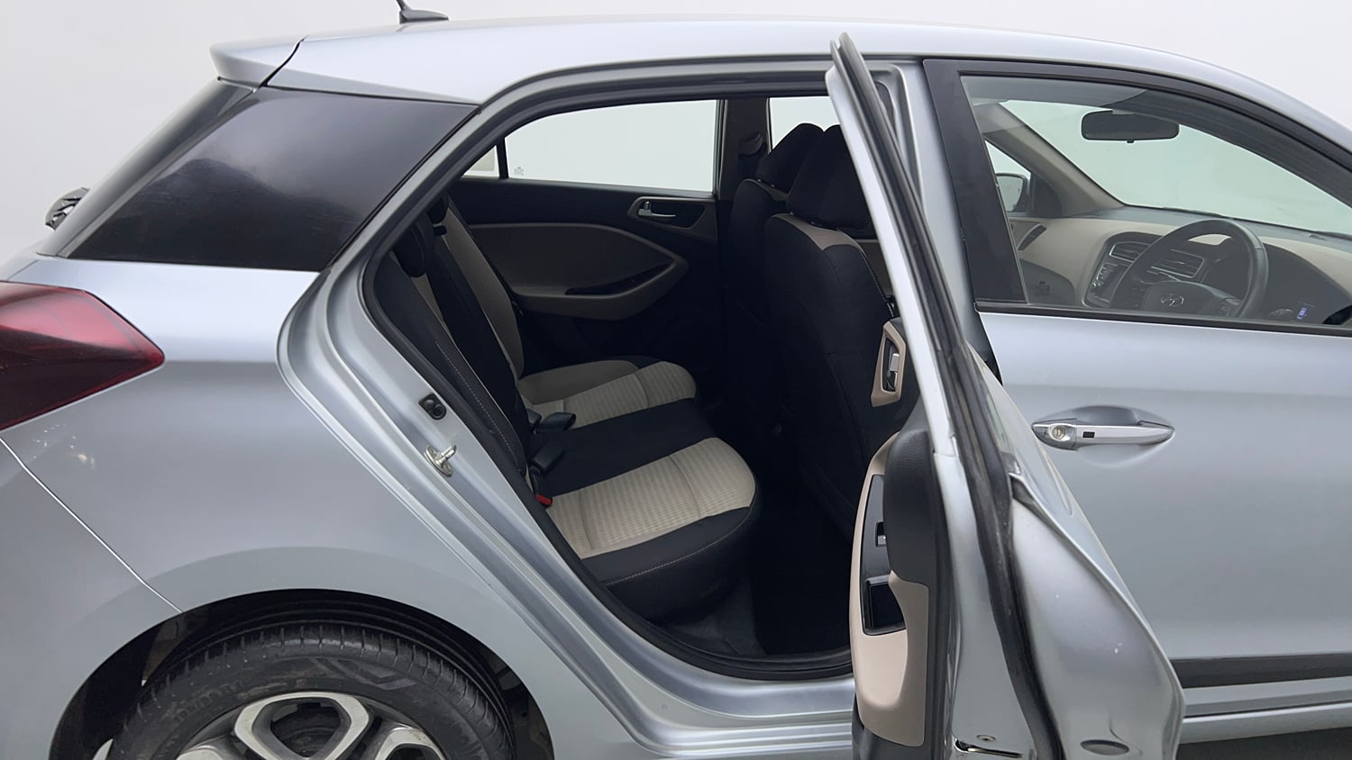 Used 2019 Hyundai Elite i20 Asta 1.2 (O) CVT Petrol Automatic interior RIGHT SIDE REAR DOOR CABIN VIEW