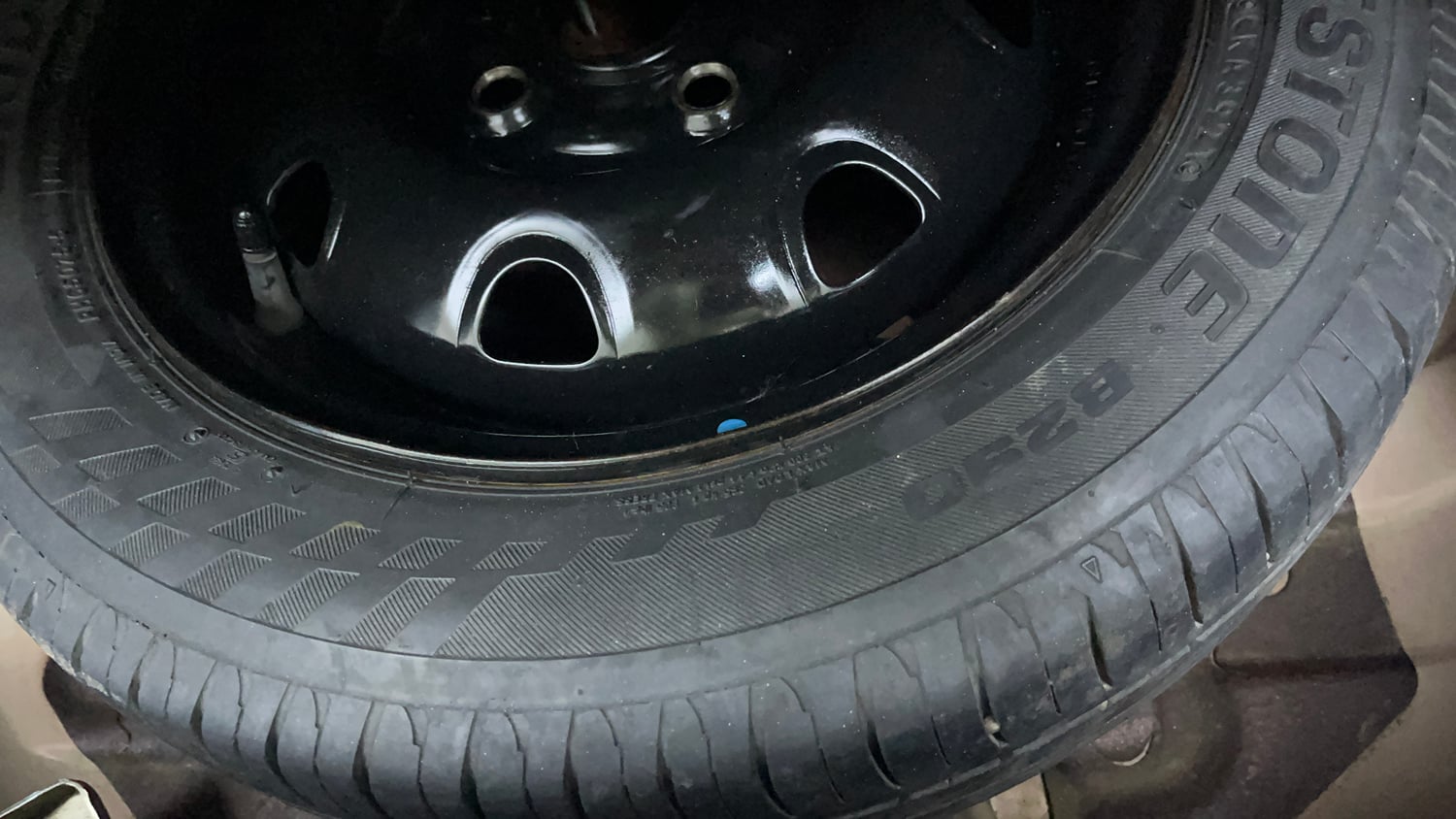 Used 2015 Maruti Suzuki Alto K10 VXi (O) Petrol Manual tyres SPARE TYRE VIEW