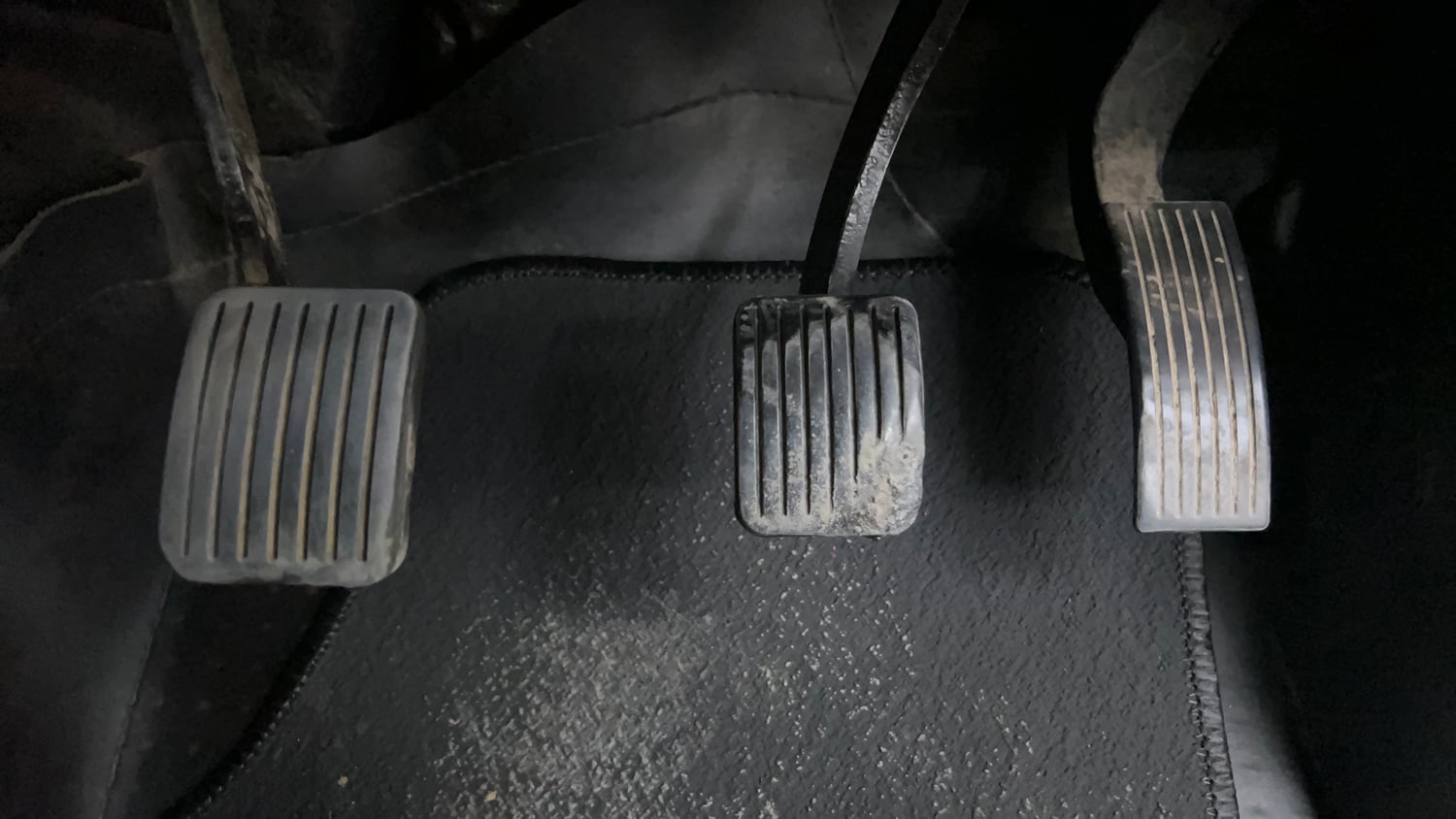 Used 2016 Hyundai Grand i10 Sportz 1.2 Kappa VTVT Petrol Manual interior PEDALS VIEW