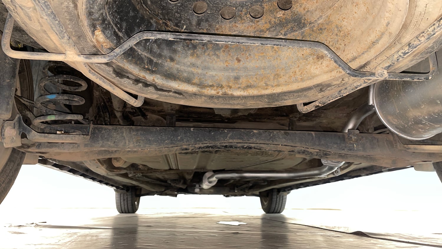 Used 2019 Maruti Suzuki XL6 Alpha AT Petrol Petrol Automatic extra REAR UNDERBODY VIEW (TAKEN FROM REAR)