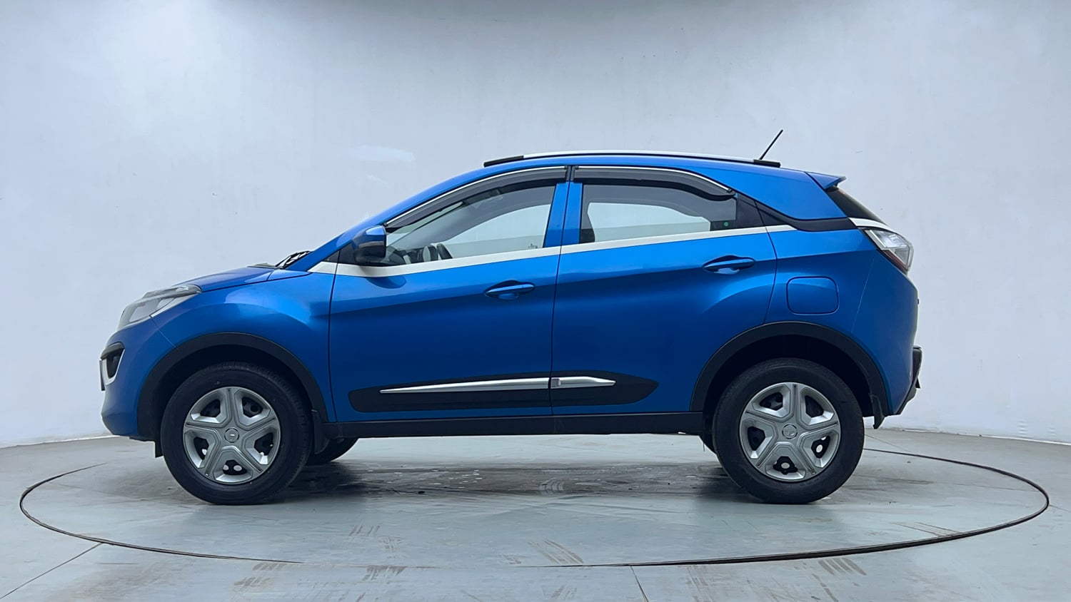 Used 2019 Tata Nexon XMA Petrol Petrol Automatic exterior LEFT SIDE VIEW