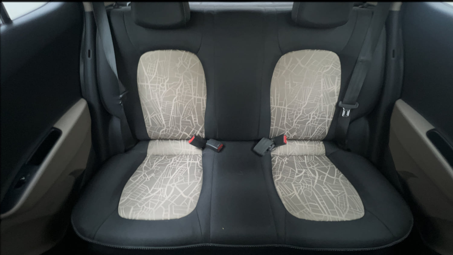 Used 2016 Hyundai Grand i10 Asta 1.2 Kappa VTVT Petrol Manual interior REAR SEAT CONDITION VIEW