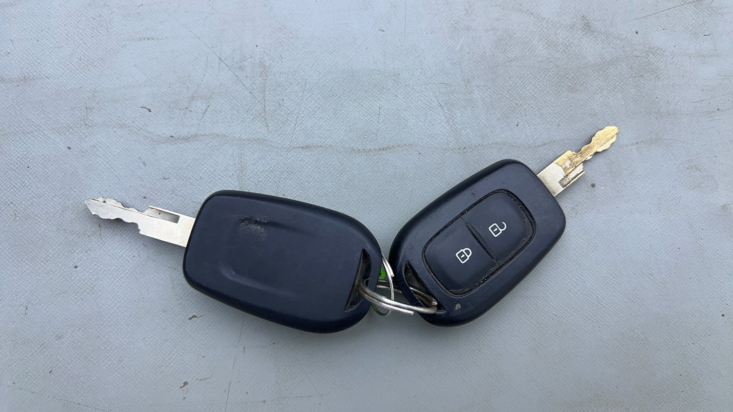 Used 2019 Renault Kwid RXL Petrol Manual extra CAR KEY VIEW