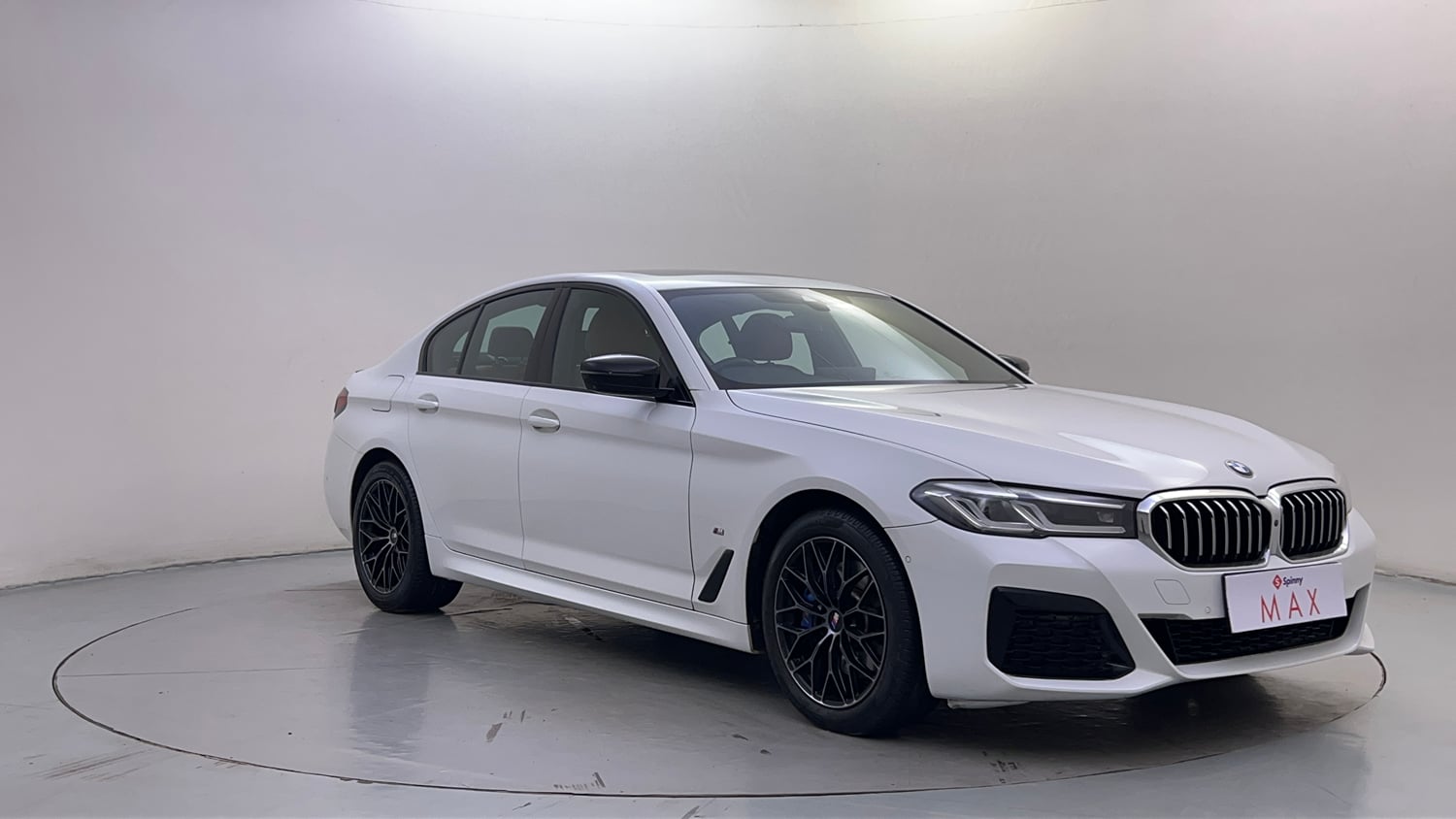 Used 2022 BMW 5 Series Carbon Edition Petrol Automatic exterior RIGHT FRONT CORNER VIEW