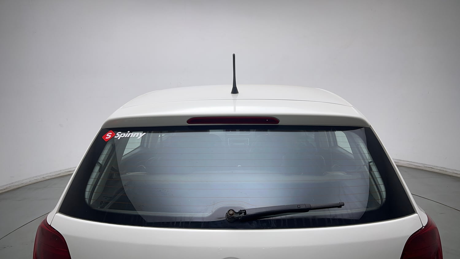 Used 2014 Volkswagen Polo Comfortline 1.2L (P) Petrol Manual exterior BACK WINDSHIELD VIEW