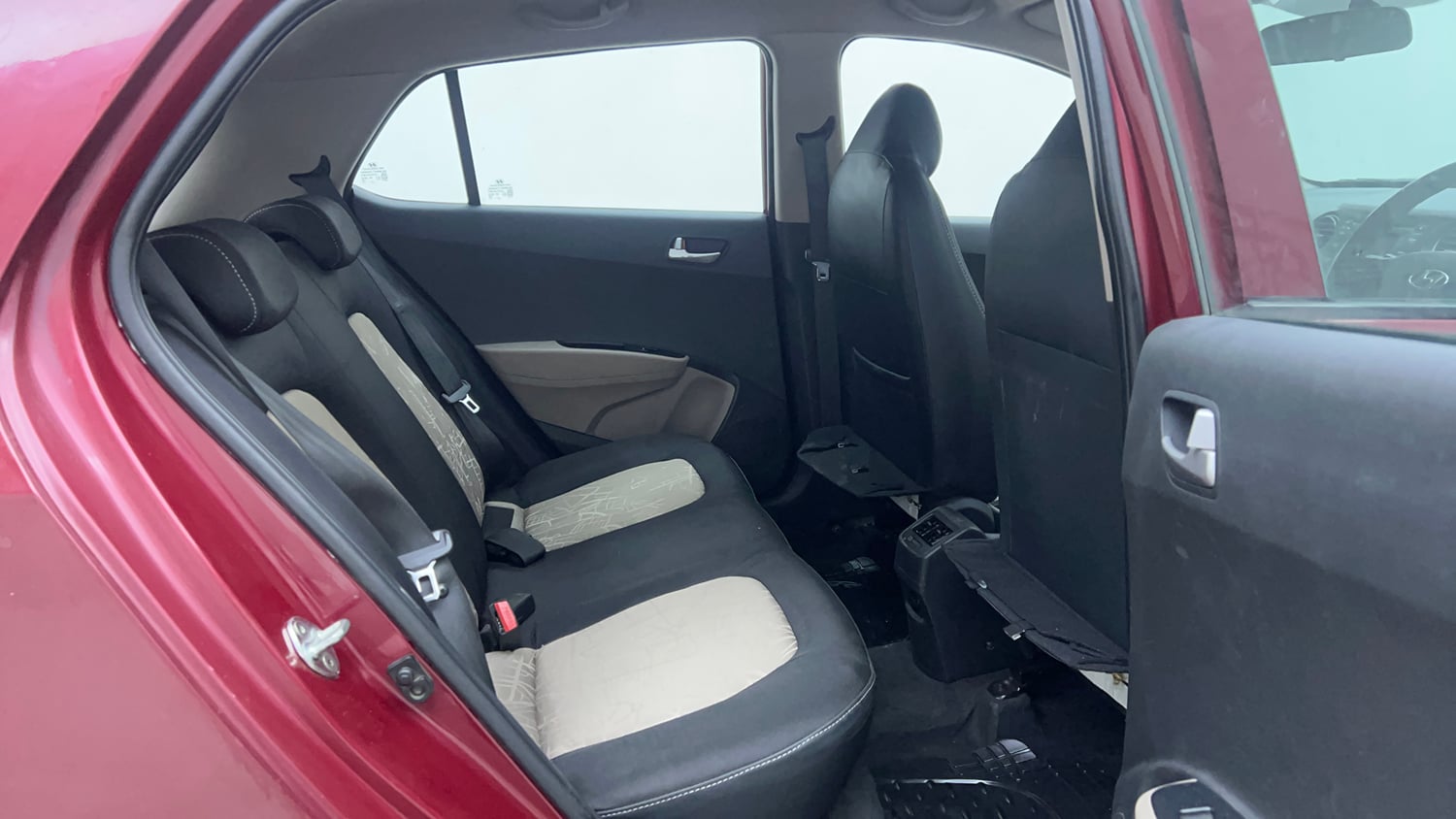 Used 2016 Hyundai Grand i10 Asta 1.2 Kappa VTVT Petrol Manual interior RIGHT SIDE REAR DOOR CABIN VIEW