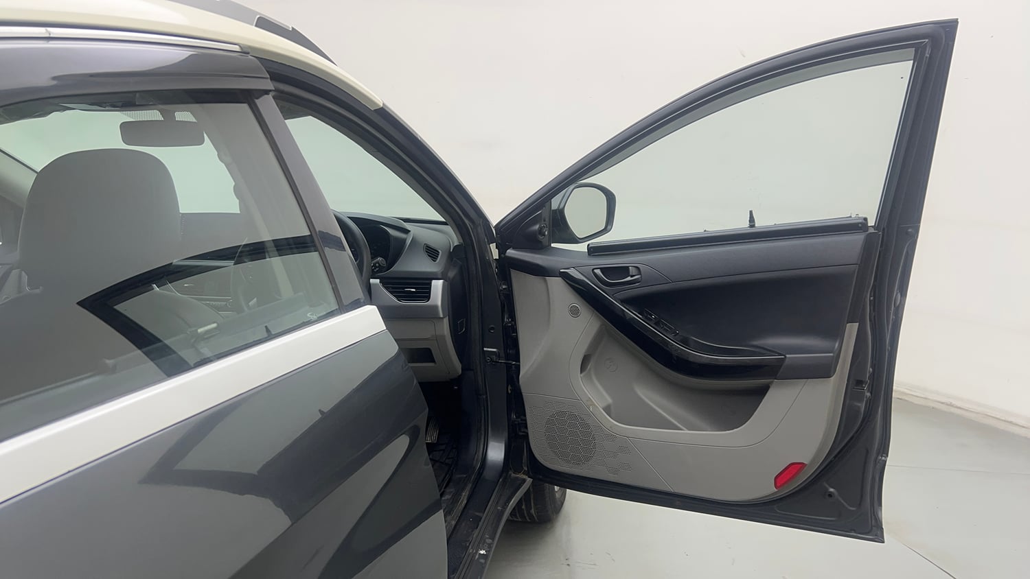 Used 2019 Tata Nexon XMA Diesel Diesel Automatic interior RIGHT FRONT DOOR OPEN VIEW