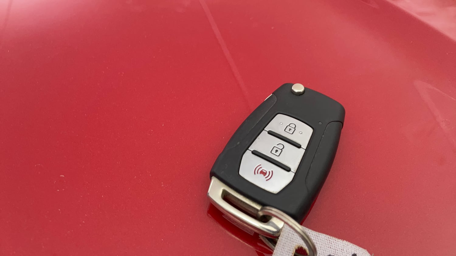Used 2021 Mahindra XUV 300 W8 1.2 Petrol Petrol Manual extra CAR KEY VIEW